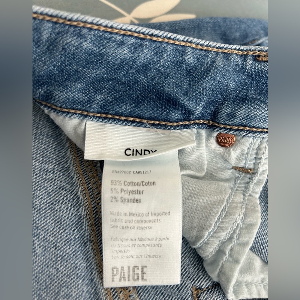 Paige Cindy Distressed Speak Easy Straight Jeans Size 31 - Picture 9 of 10